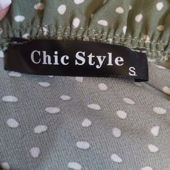 Chic Style sage olive green w/ white dots, knee length flowy dress S - Picture 4 of 7